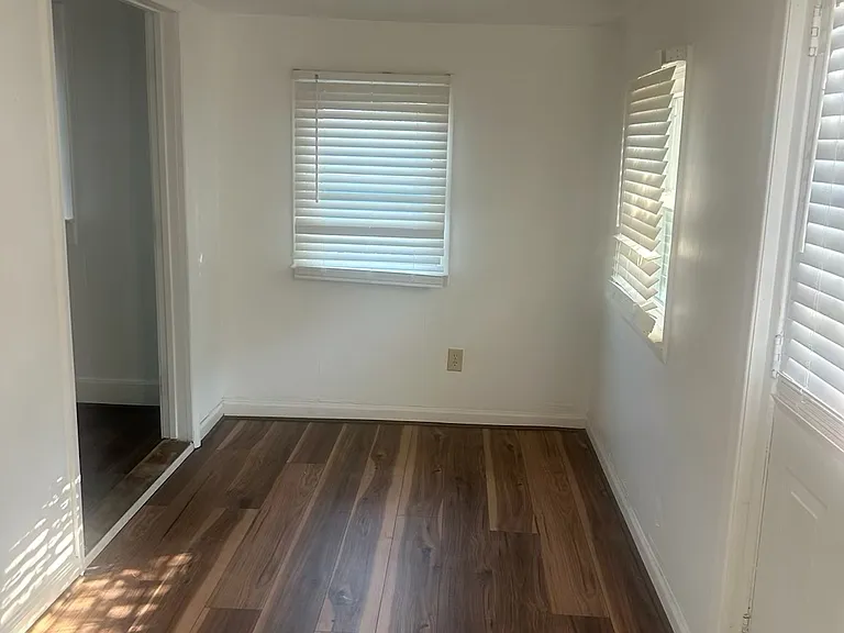 45 Georgia Ave — Photo 5