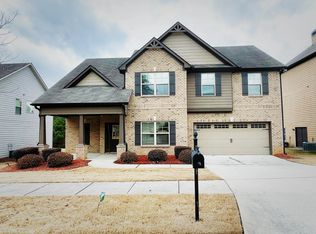 1166 Clear Stream Rdg, Auburn, GA
