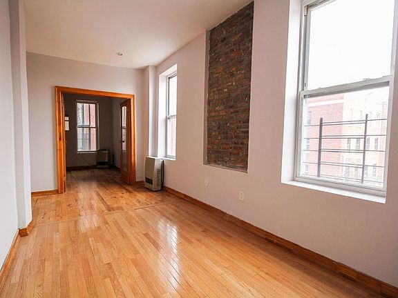 2nd image of 54 Howard Ave APT 2L