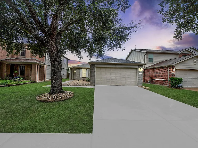 20631 Tealbrook Dr — Photo 2
