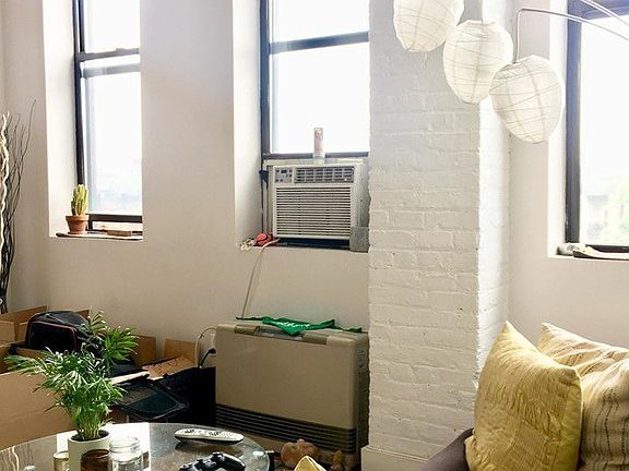 2nd image of 101 Jefferson Ave APT 3B