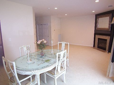 2nd image of 79 Willow Wood Dr