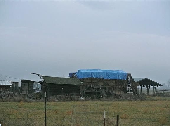 2nd image of 152801 W Old Inland Empire Hwy