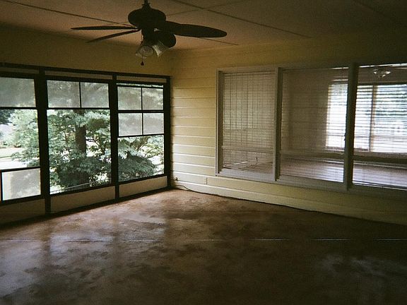 Screened Sun room