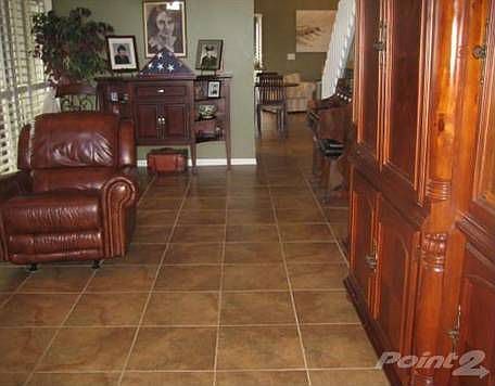 4 Living Room