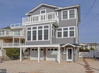 9 E Kirkland Ave, Brant Beach, NJ 08008