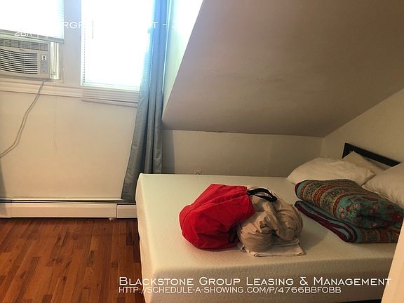 4th image of 18 Evergreen St #3