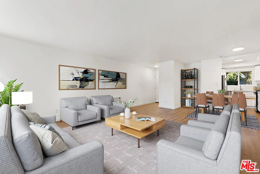 Building Photo - 836 Ashland Ave #3