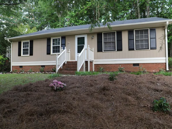 109 Dunhagan Pl, Cary, NC 27511