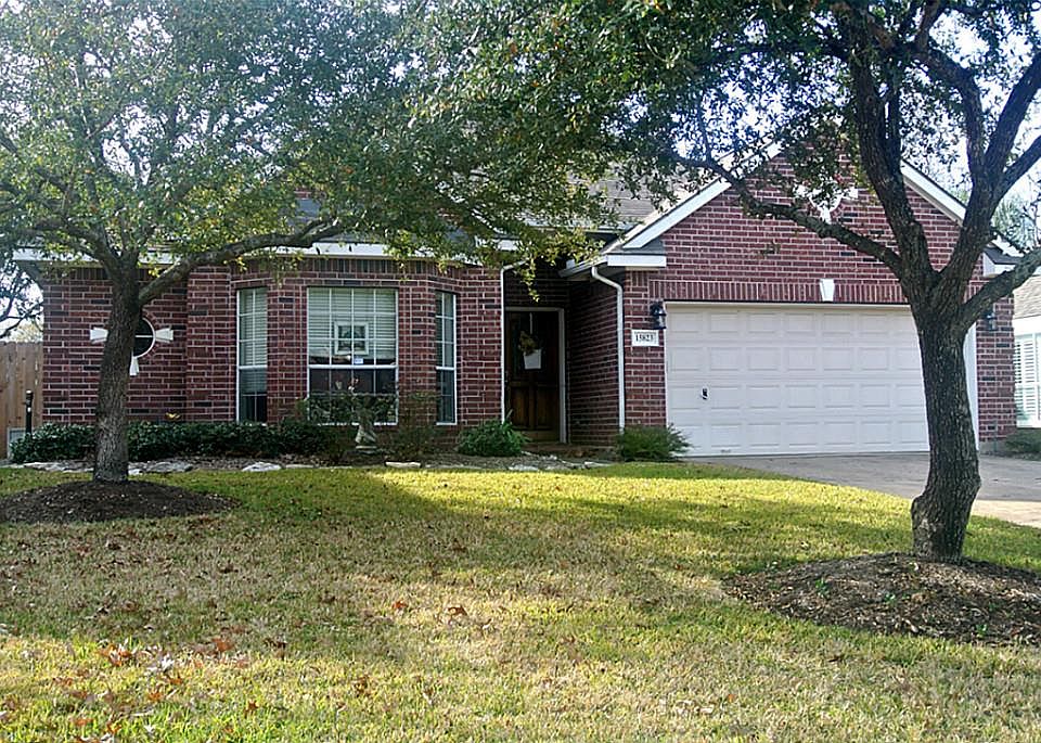 1st image of 15823 Heartwood Way