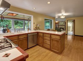 28925 13th Ave S, Federal Way, WA 98003