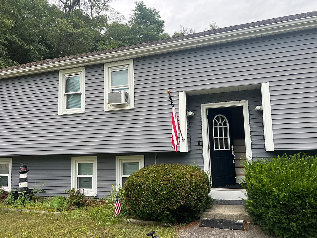 1 bed, 1460 sqft, $1,600 — Photo 4