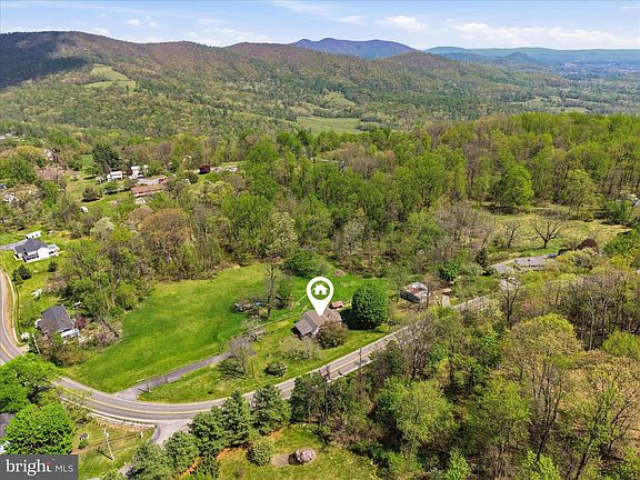 2nd image of 115 Chester Gap Rd