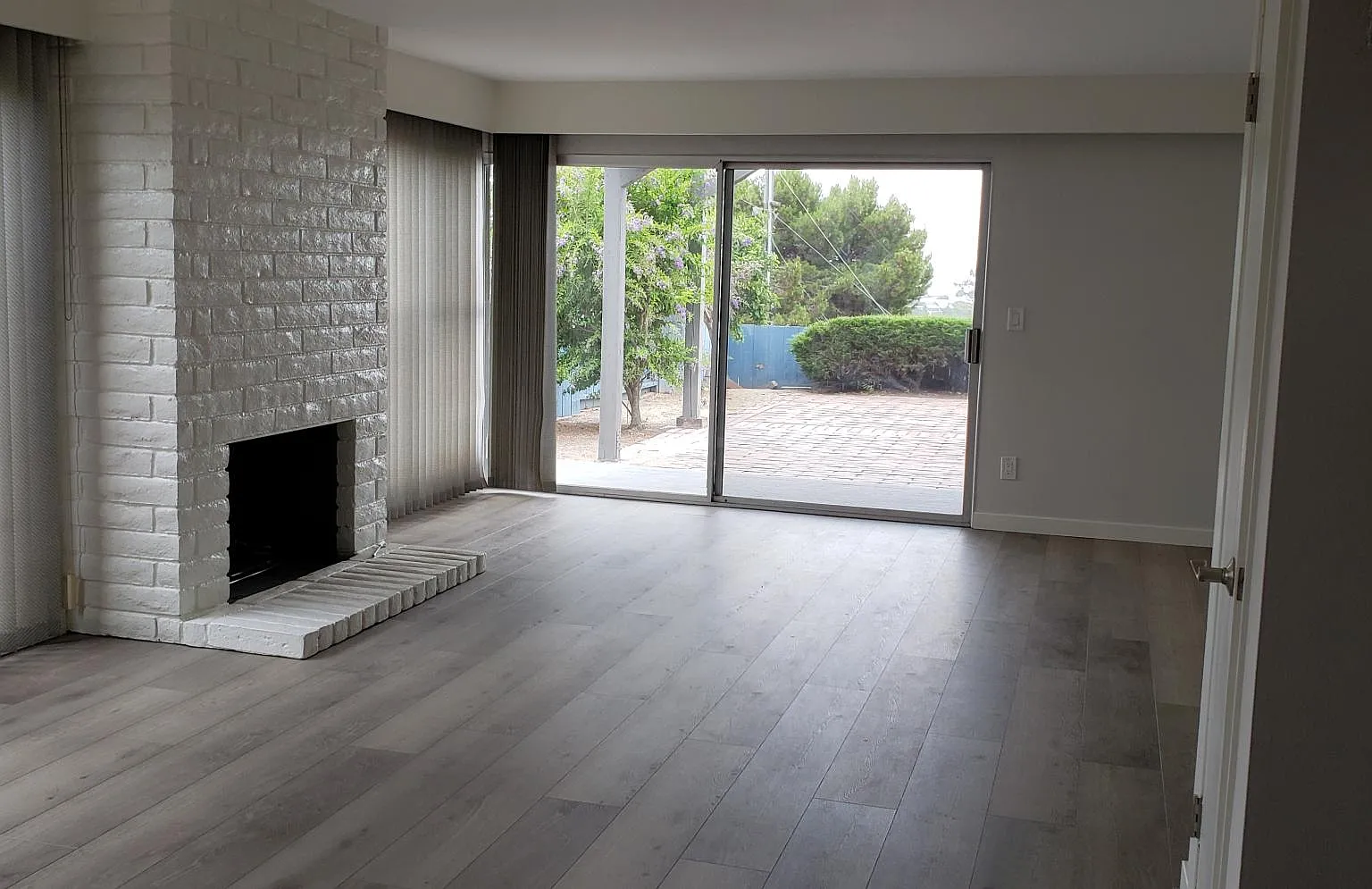 3 bed, 2.5 bath, 1717 sqft, $5,400 — Photo 1