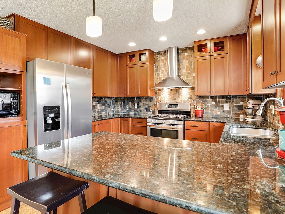 1st image of 15065 E Vermillion Cir NE