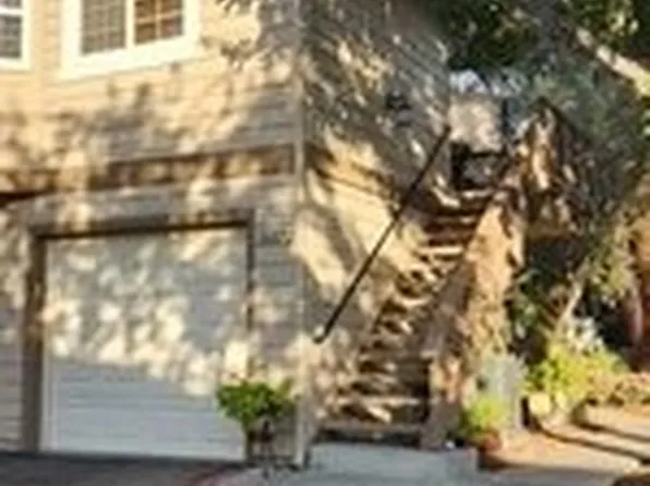 26072 Sunnyglen Ave, Laguna Hills, CA 92653