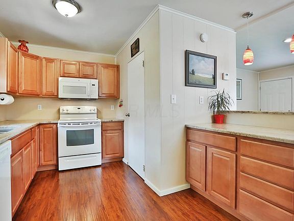 Custom Maple Cabinetry