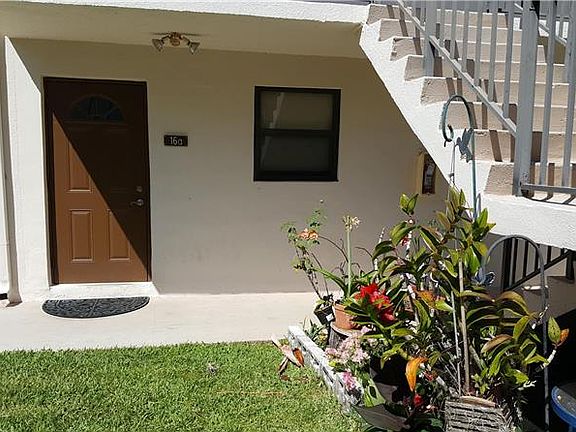 2nd image of 516 Osprey Dr APT 16A