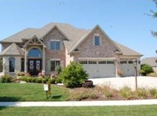 509 Rookery Ln, Joliet, IL 60431