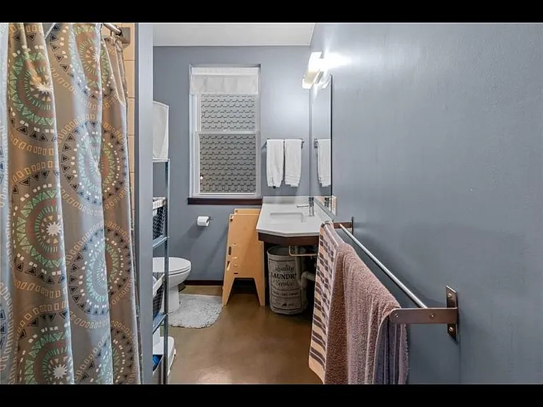 114 Ring St #2 — Photo 10