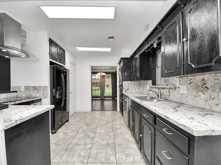 5001 Glenhaven Dr — Photo 12