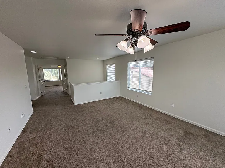 5928 W Whitley Ave — Photo 37