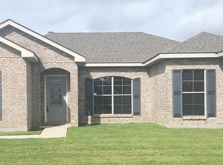 180 Dufrense Dr, Vacherie, LA 70090