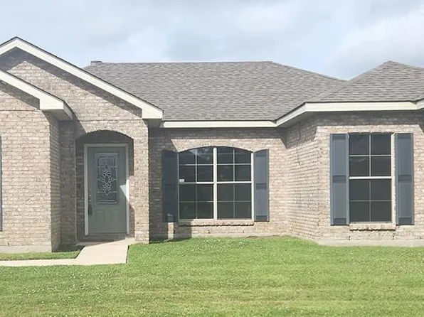 180 Dufrense Dr, Vacherie, LA 70090