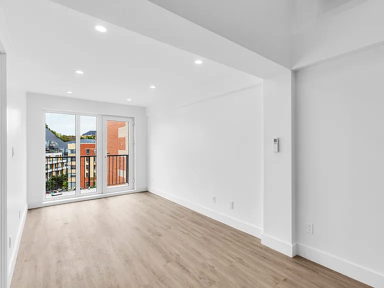 78 Beaver St #4B — Photo 4
