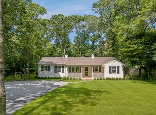 436 Scuttle Hole Rd, Water Mill, NY 11976