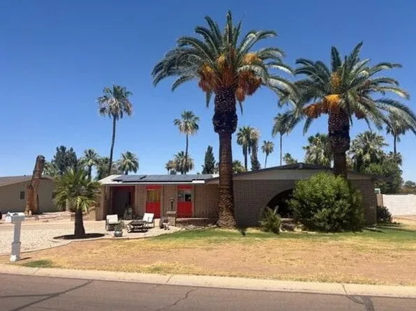680 E Fairway Dr, Litchfield Park, AZ 85340