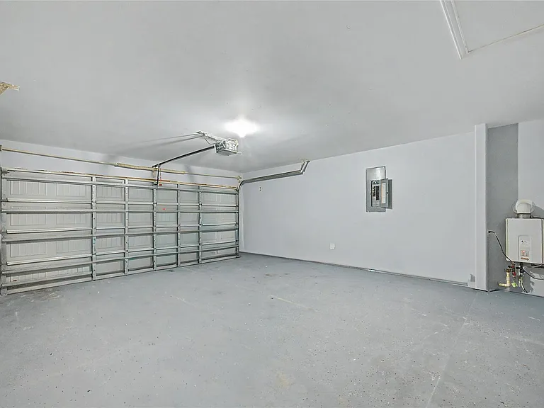 16430 Rodeo River Rd — Photo 33