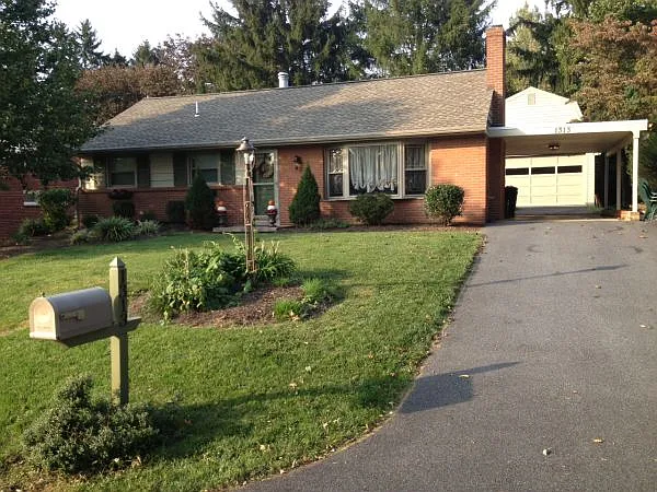 1313 Passey Ln photo 1