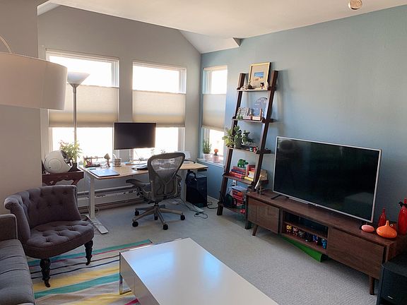 2nd image of 1301 Fulton St