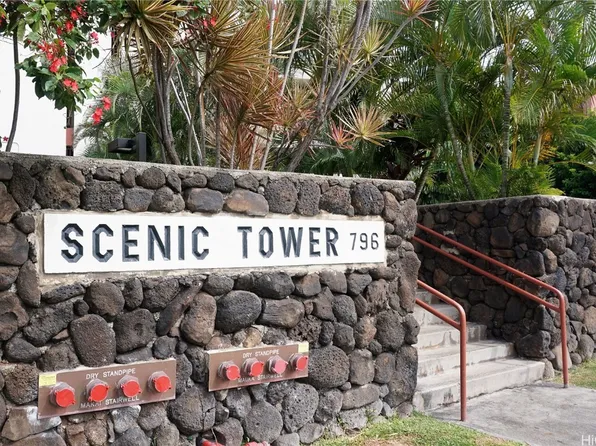 796 Isenberg St APT 5J, Honolulu, HI 96826