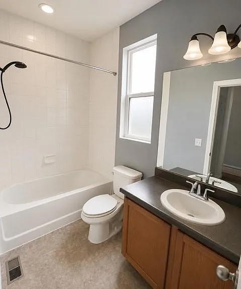 10562 Racine Cir — Photo 12
