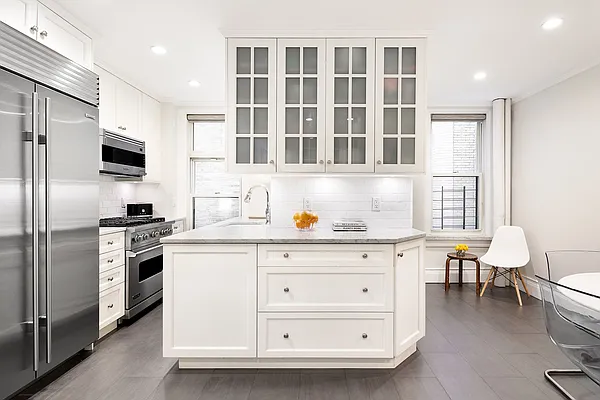 Sold by Stribling | media 18