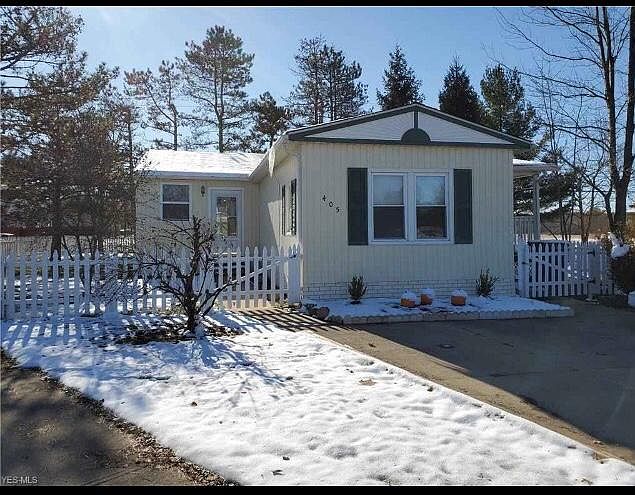 1st image of 405 Palomino Ct