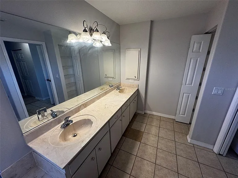 8234 Mossborger Ave — Photo 14