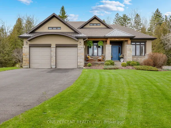 155 Stonewood Dr, Beckwith, ON K7C 3P2