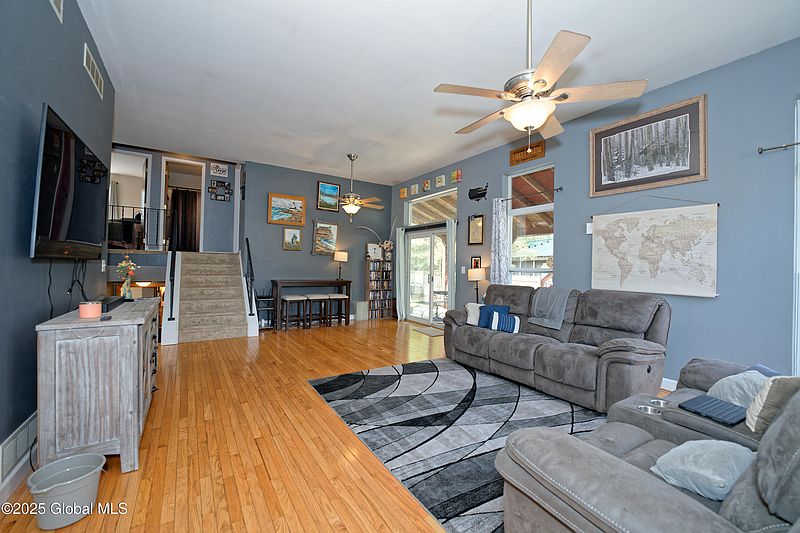 2nd image of 296 Meadowlark Drive