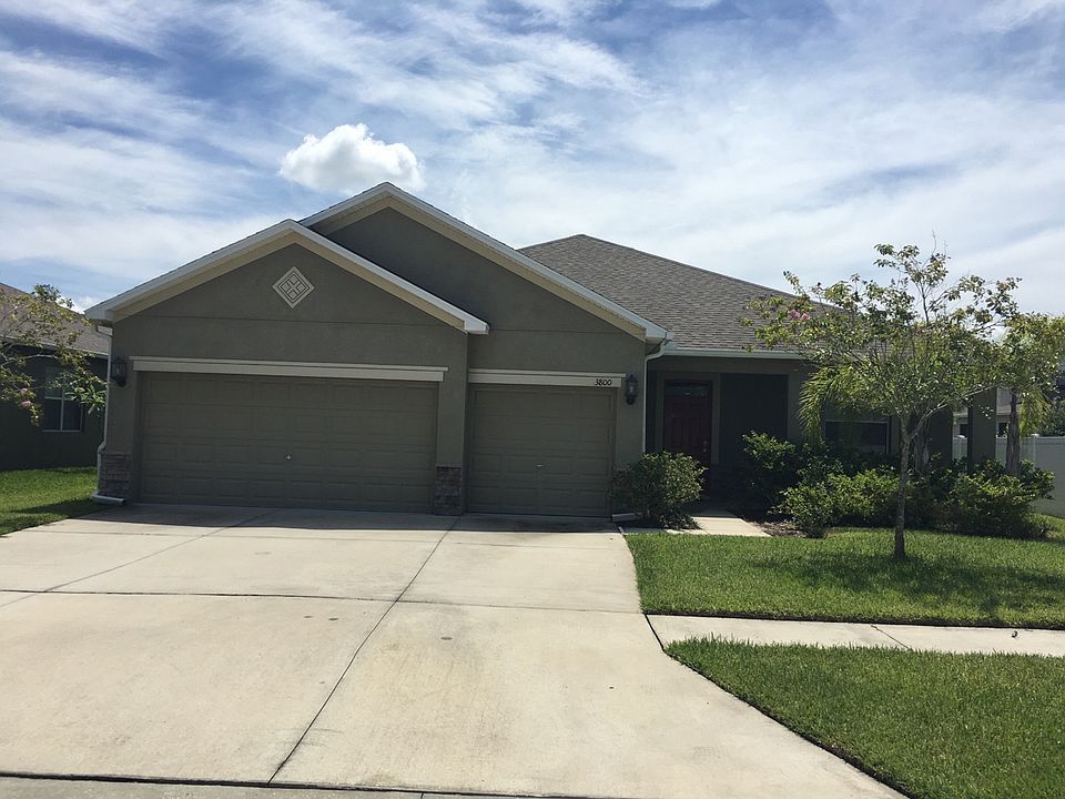 1st image of 3800 Buckinghamshire Dr