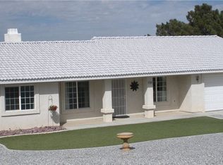 16392 Los Cedros Rd, Victorville, CA 92394