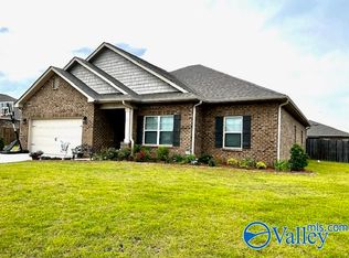 1832 Oak Meadow Dr SE, Cullman, AL 35055