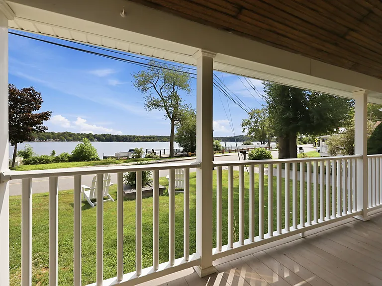 57 Lake Dr — Photo 6