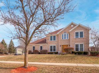 2404 Gleneagles Dr, Naperville, IL