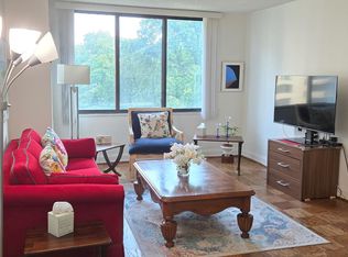 5225 Pooks Hill Rd APT 703N, Bethesda, MD 20814