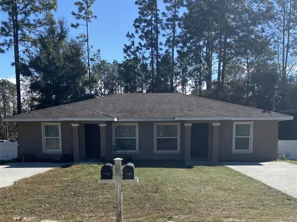 9445 N Manashee Dr, Dunnellon, FL 34434