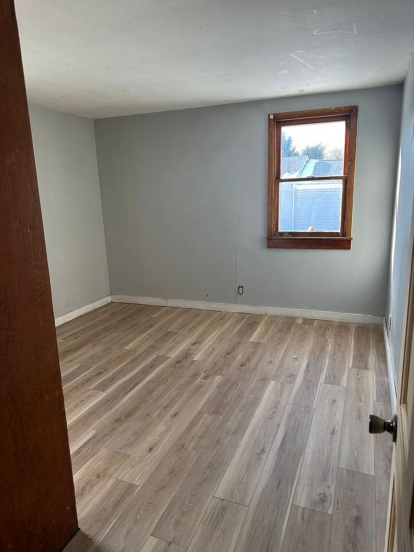 3 bedroom 1 bath home — Photo 3