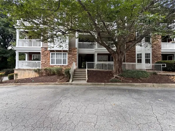 131 Bentley Pl, Tucker, GA 30084
